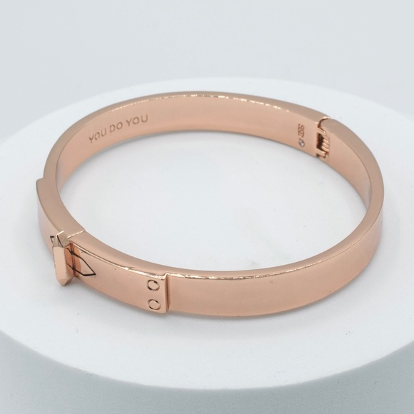 Stella & Dot Small Rose Gold Rebel Magnetic Hinged Bangle - Picture 3 of 4